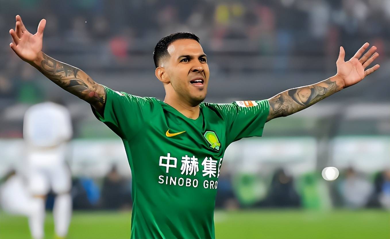 两位曾留洋德甲的王牌国脚，现在都成国安队的中流砥柱，值得期待